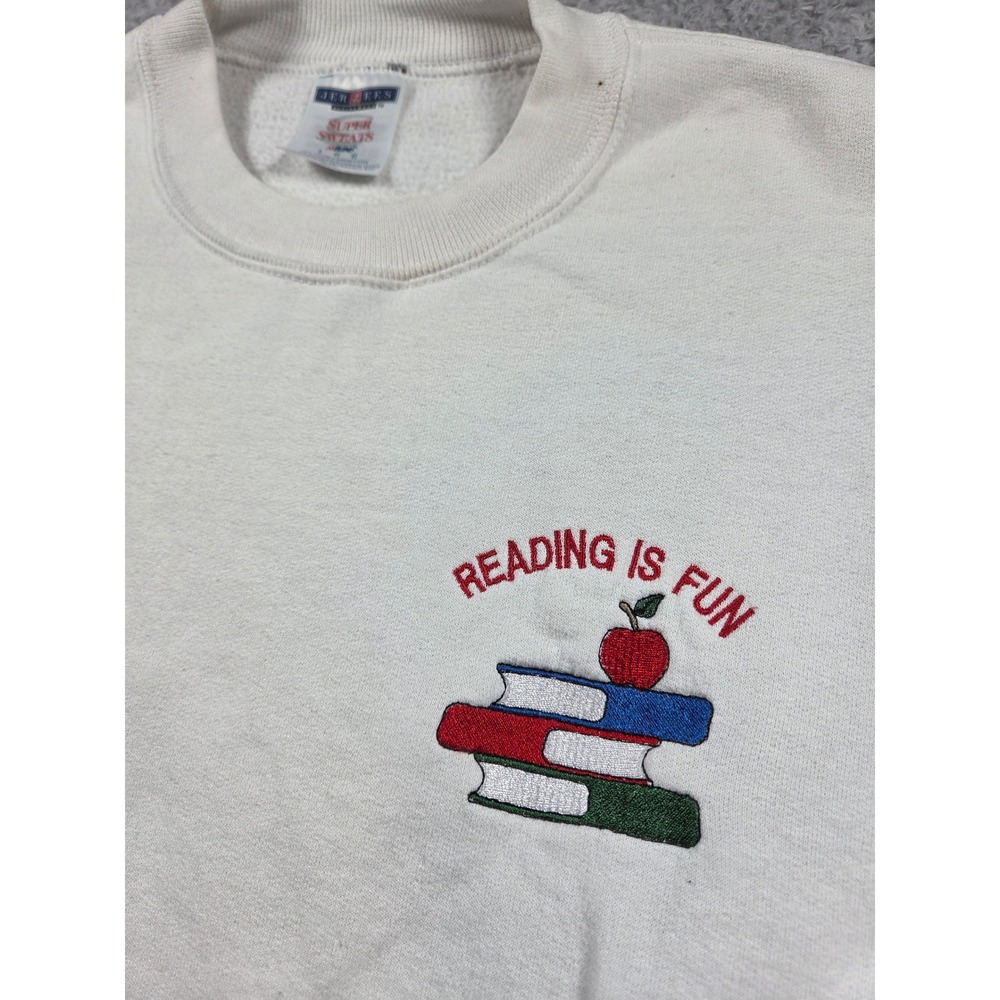 Jerzees Sweatshirt Large Cream Unisex Reading Is Fun Books Embroidered Vintage - Picture 2 of 7